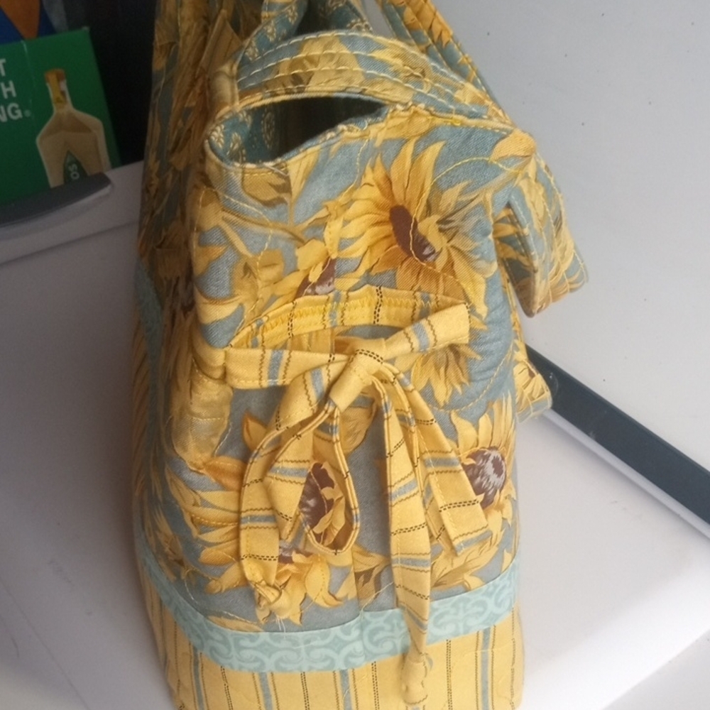Sunflower Design Baby Gym Bag Purse Tote Carry-All With Handles & Matching Case - Picture 5 of 16